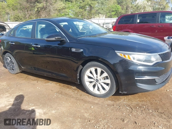 2017 Kia Optima LX with VIN 5XXGT4L33HG141559, listed as a IAAI auction lot 41863912 with 148,250 mi miles. Bid and sale history available at carsss.com. Image 1.