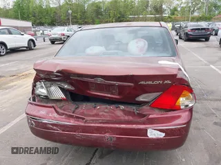 2000 Toyota Avalon XL with VIN 4T1BF28B3YU095209, listed as a IAAI auction lot 42008138 with 276,894 mi miles and . Bid and sale history available at DreamBid. Image 16.