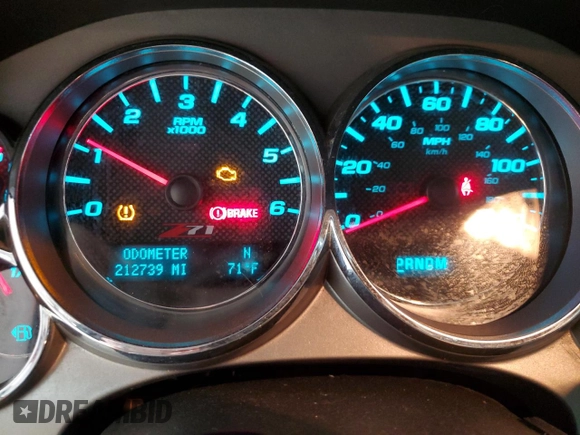 2011 Chevrolet Silverado 1500 LT with VIN 3GCPKSE30BG219546, listed as a Copart auction lot 55866205 with 212,739 mi miles and Clean Title. Bid and sale history available at DreamBid. Image 9.