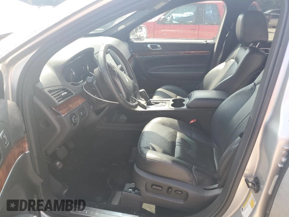 2019 Lincoln MKT with VIN 2LMHJ5NK5KBL02991, listed as a Copart auction lot 67745224 with 230,727 mi miles and Salvage Title. Bid and sale history available at DreamBid. Image 7.