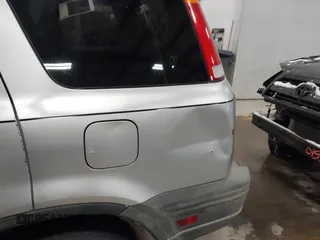 2001 Honda CR-V LX with VIN JHLRD28451S011633, listed as a IAAI auction lot 41566216 with 185,533 mi miles. Bid and sale history available at carsss.com. Image 6.