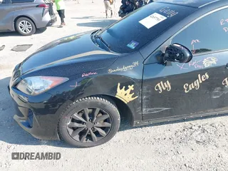 2012 Mazda 3 S Grand Touring z VIN JM1BL1M63C1583005, wystawiony jako IAAI lot #42657793 z przebiegiem 117 212 mil mil oraz . Historia ofert i sprzedaży dostępna na DreamBid. Obrazek 6.