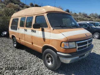 1996 Dodge Cargo with VIN 2B6HB21Y5TK129680, listed as a Copart auction lot 67195874 with 203,738 mi miles and Clean Title. Bid and sale history available at carsss.com. Image 4.