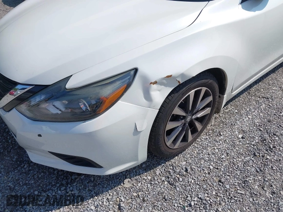 2016 Nissan Altima SR with VIN 1N4AL3APXGC263779, listed as a IAAI auction lot 42356375 with 172,380 mi miles and . Bid and sale history available at DreamBid. Image 6.