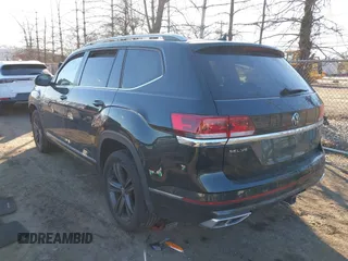 2022 Volkswagen Atlas SEL R-Line z VIN 1V2AR2CA9NC505811, wystawiony jako IAAI lot #41458521 z przebiegiem 32 621 mil mil oraz . Historia ofert i sprzedaży dostępna na DreamBid. Obrazek 3.