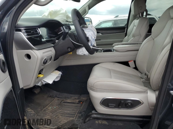2023 Jeep Wagoneer Series III with VIN 1C4SJSDP4PS502551, listed as a Copart auction lot 64346044 with 16,765 mi miles and Clean title. Bid and sale history available at DreamBid. Image 7.