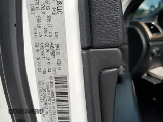 2016 Jeep Grand Cherokee Laredo z VIN 1C4RJEAG6GC390768, wystawiony jako Copart lot #51459885 z przebiegiem 130 690 mil mil oraz Szkoda całkowita • Salvage title. Historia ofert i sprzedaży dostępna na DreamBid. Obrazek 14.