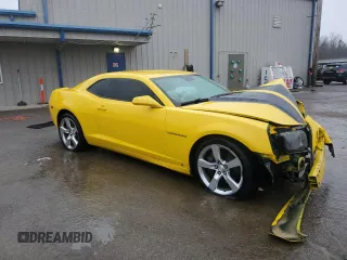2010 Chevrolet Camaro 2SS z VIN 2G1FT1EW0A9111149, wystawiony jako Copart lot #43988415 z przebiegiem 73 678 mil mil oraz Szkody całkowita. Historia ofert i sprzedaży dostępna na DreamBid. Obrazek 4.
