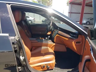 2018 Maserati Quattroporte S GranLusso z VIN ZAM56YPL1J1274060, wystawiony jako IAAI lot #42347208 z przebiegiem 55 022 mil mil oraz . Historia ofert i sprzedaży dostępna na DreamBid. Obrazek 5.