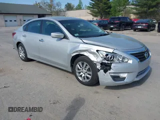 2013 Nissan Altima SL with VIN 1N4AL3AP9DN458126, listed as a IAAI auction lot 42230434 with 185,306 mi miles and . Bid and sale history available at DreamBid. Image 1.