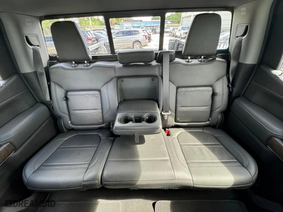 2020 GMC Sierra 1500 Denali with VIN 3GTU9FET2LG449385, listed as a Copart auction lot 79583084 with 21,777 mi miles and Non Repairable. Bid and sale history available at carsss.com. Image 10.