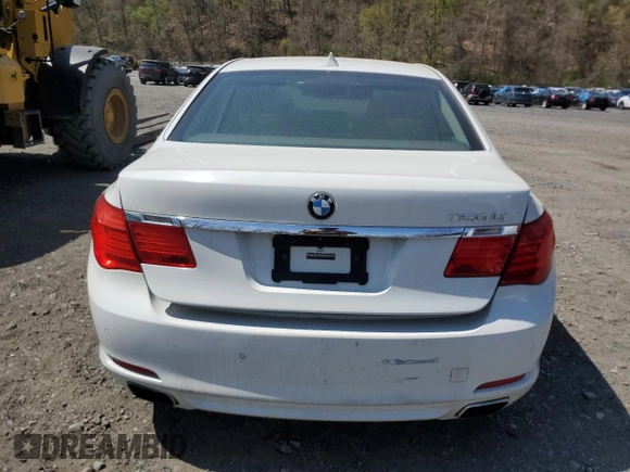 2012 BMW 7 Series 750Li xDrive z VIN WBAKC8C54CC434833, wystawiony jako Copart lot #54531455 z przebiegiem 110 959 mil mil oraz Szkoda całkowita • Salvage title. Historia ofert i sprzedaży dostępna na DreamBid. Obrazek 6.