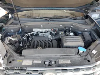 2018 Volkswagen Atlas SE with VIN 1V2DR2CA2JC579756, listed as a Copart auction lot 52103165 with 102,437 mi miles and Salvage title. Bid and sale history available at DreamBid. Image 12.