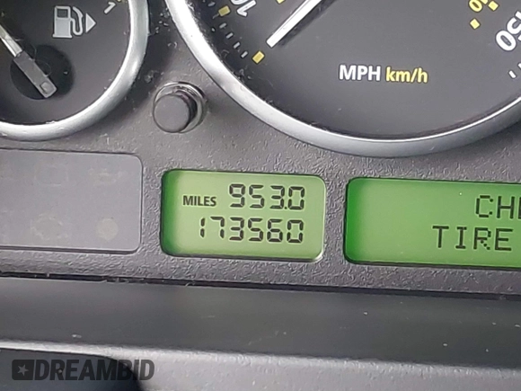 2008 Land Rover Range Rover HSE with VIN SALMF15498A290996, listed as a IAAI auction lot 41861750 with 173,560 mi miles and . Bid and sale history available at DreamBid. Image 15.