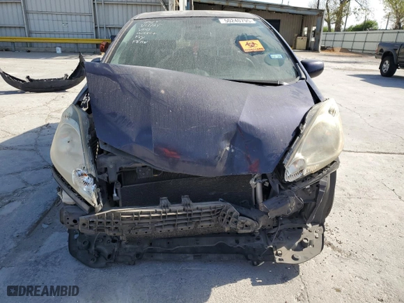 2009 Honda Fit Sport w/Navi with VIN JHMGE88649S011431, listed as a Copart auction lot 50240795 with 0 mi miles and Salvage Title. Bid and sale history available at carsss.com. Image 5.