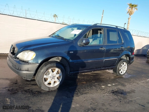 2001 Mercedes-Benz M-Class with VIN 4JGAB72E01A251463, listed as a IAAI auction lot 41392480 with 1 mi miles. Bid and sale history available at carsss.com. Image 11.