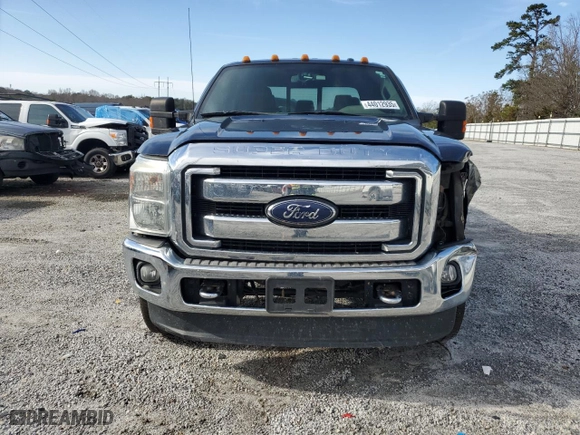 2012 Ford Super Duty F-350 SRW XL with VIN 1FT8W3BT8CEC48403, listed as a Copart auction lot 44012935 with 309,601 mi miles and Salvage Title. Bid and sale history available at carsss.com. Image 5.