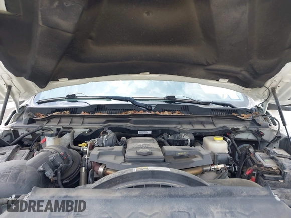 2018 Ram 2500 Laramie с VIN 3C6UR5FL6JG325908, выставлен на аукционе IAAI как лот 42463952 с пробегом 54 496 миль миль и . История ставок и продаж доступна на DreamBid. Изображение 10.