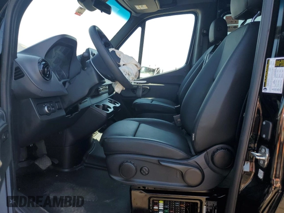 2024 Mercedes-Benz Sprinter with VIN W1Z4NFHY4RP668167, listed as a Copart auction lot 69724604 with 2,342 mi miles and Salvage Title. Bid and sale history available at DreamBid. Image 7.