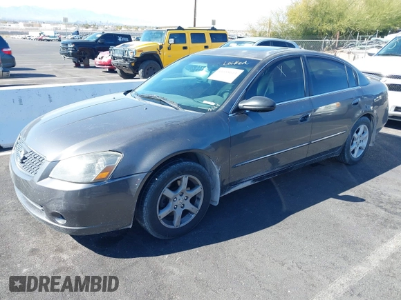 2005 Nissan Altima 3.5 SE with VIN 1N4BL11D45N455716, listed as a IAAI auction lot 41658611 with 1 mi miles. Bid and sale history available at carsss.com. Image 2.