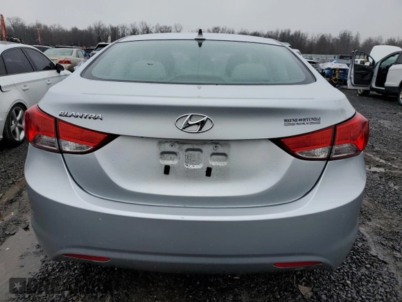 2013 Hyundai Elantra GLS с VIN 5NPDH4AE6DH444973, выставлен на аукционе Copart как лот 50180095 с пробегом 92 738 миль миль и Чистый • Clean title. История ставок и продаж доступна на DreamBid. Изображение 6.