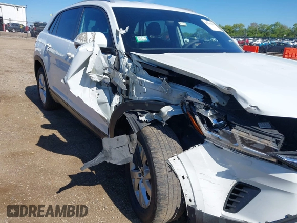 2021 Volkswagen Atlas S with VIN 1V2GC2CAXMC225275, listed as a IAAI auction lot 42341121 with 79,999 mi miles and . Bid and sale history available at DreamBid. Image 6.
