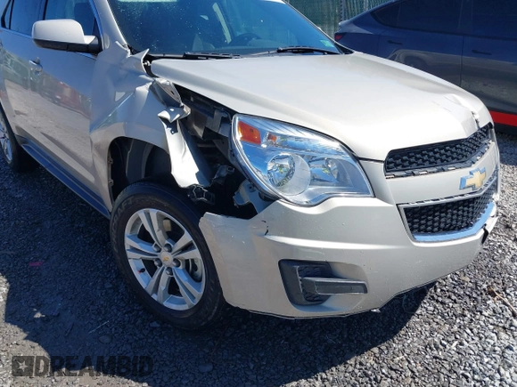 2011 Chevrolet Equinox LT w/1LT with VIN 2GNALDEC0B1335828, listed as a IAAI auction lot 41807793 with 102,505 mi miles. Bid and sale history available at carsss.com. Image 6.