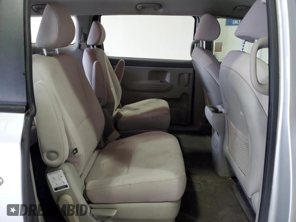 2016 Kia Sedona L with VIN KNDMA5C13G6111567, listed as a Copart auction lot 71928944 with 152,619 mi miles and Clean Title. Bid and sale history available at carsss.com. Image 11.