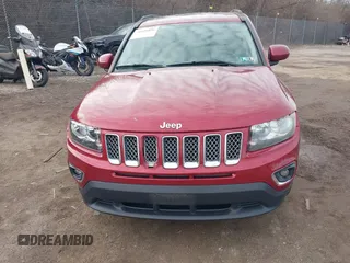 2016 Jeep Compass High Altitude Edition with VIN 1C4NJDEB1GD729471, listed as a IAAI auction lot 41616976 with 124,385 mi miles. Bid and sale history available at carsss.com. Image 13.