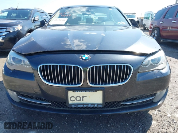 2013 BMW 5 Series 535i xDrive with VIN WBAFU7C5XDDU68439, listed as a IAAI auction lot 42376688 with 153,580 mi miles and . Bid and sale history available at DreamBid. Image 6.