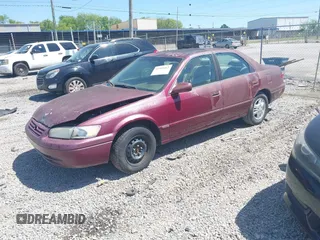 1997 Toyota Camry LE z VIN 4T1BG22K3VU016347, wystawiony jako IAAI lot #41985462 z przebiegiem 283 729 mil mil oraz . Historia ofert i sprzedaży dostępna na DreamBid. Obrazek 2.