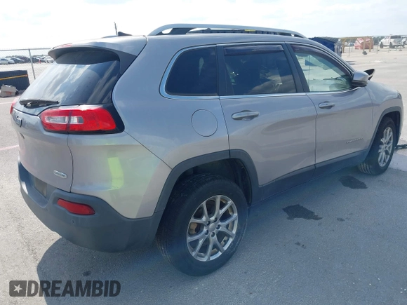 2018 Jeep Cherokee Latitude Plus with VIN 1C4PJLLB1JD615497, listed as a IAAI auction lot 41242298 with 1 mi miles. Bid and sale history available at carsss.com. Image 4.