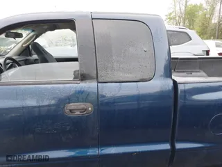 2002 Dodge Dakota Sport with VIN 1B7GL32X12S561414, listed as a IAAI auction lot 42060300 with 235,957 mi miles. Bid and sale history available at carsss.com. Image 14.