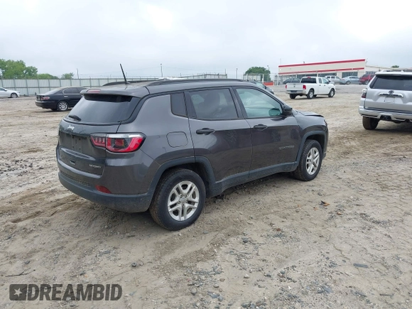 2018 Jeep Compass Sport with VIN 3C4NJCAB0JT335333, listed as a IAAI auction lot 42231636 with Not provided miles and . Bid and sale history available at DreamBid. Image 4.