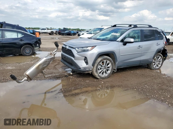 2025 Toyota RAV4 XLE Premium with VIN 2T3A1RFV6SC501208, listed as a Copart auction lot 58130915 with 5,196 mi miles and Salvage title. Bid and sale history available at DreamBid. Image 1.