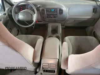 1998 Ford Expedition XLT z VIN 1FMPU18L1WLC33329, wystawiony jako Copart lot #41666625 z przebiegiem 137 786 mil mil oraz Czysty tytuł • Clean title. Historia ofert i sprzedaży dostępna na DreamBid. Obrazek 8.