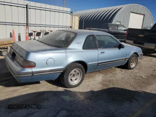 1988 Ford Thunderbird with VIN 1FABP6041JH149312, listed as a Copart auction lot 83767944 with 109,397 mi miles and Clean Title. Bid and sale history available at carsss.com. Image 3.