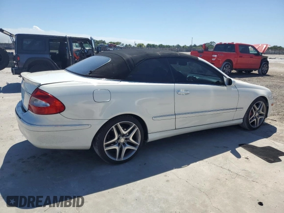 2007 Mercedes-Benz CLK 350 z VIN WDBTK56FX7F227945, wystawiony jako Copart lot #49600025 z przebiegiem 174 781 mil mil oraz Szkoda całkowita • Salvage title. Historia ofert i sprzedaży dostępna na DreamBid. Obrazek 3.
