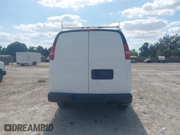 2016 Chevrolet Express Cargo Van with VIN 1GCWGAFF9G1174306, listed as a IAAI auction lot 42028351 with 154,646 mi miles. Bid and sale history available at carsss.com. Image 16.