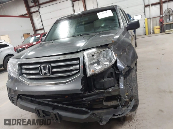 2012 Honda Pilot LX with VIN 5FNYF4H21CB085788, listed as a IAAI auction lot 41690873 with 125,165 mi miles and . Bid and sale history available at carsss.com. Image 12.