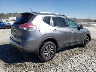 2016 Nissan Rogue SL with VIN 5N1AT2MT2GC764741, listed as a Copart auction lot 45646015 with 104,770 mi miles and Salvage Title. Bid and sale history available at carsss.com. Image 3.