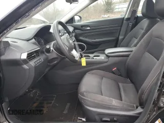 2019 Nissan Altima 2.5 S with VIN 1N4BL4BW6KC257907, listed as a Copart auction lot 43415195 with 105,222 mi miles and Salvage Title. Bid and sale history available at carsss.com. Image 7.