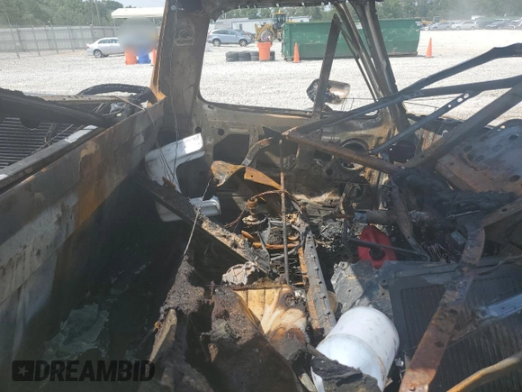 1991 Ford F-150 z VIN 1FTDF15N0MNA95601, wystawiony jako Copart lot #56676545 z przebiegiem Nie podano mil oraz Nie do naprawy • Non repairable. Historia ofert i sprzedaży dostępna na DreamBid. Obrazek 10.