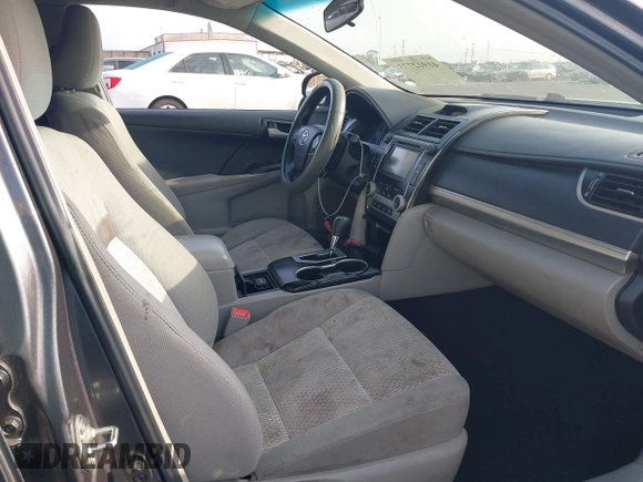 2014 Toyota Camry L with VIN 4T4BF1FK7ER430132, listed as a IAAI auction lot 41912773 with 215,073 mi miles. Bid and sale history available at carsss.com. Image 5.