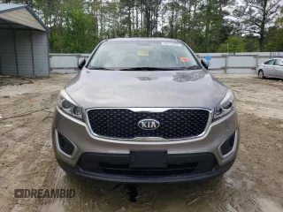 2018 Kia Sorento LX z VIN 5XYPG4A31JG345348, wystawiony jako Copart lot #55413455 z przebiegiem 64 868 mil mil oraz Szkoda całkowita • Salvage title. Historia ofert i sprzedaży dostępna na DreamBid. Obrazek 5.