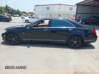 2012 Mercedes-Benz S 550 z VIN WDDNG7DB1CA440707, wystawiony jako IAAI lot #42489230 z przebiegiem 85 768 mil mil oraz . Historia ofert i sprzedaży dostępna na DreamBid. Obrazek 14.