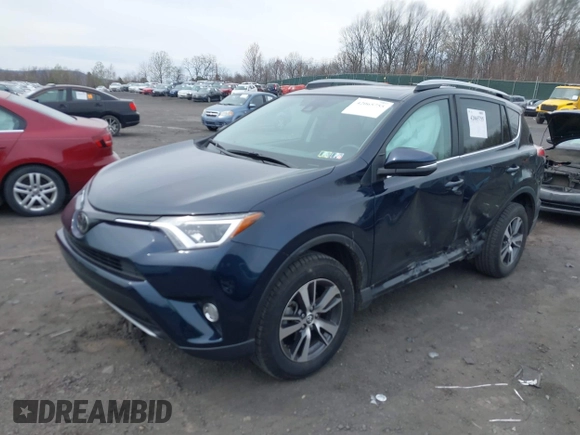 2018 Toyota RAV4 XLE with VIN 2T3RFREV9JW746782, listed as a IAAI auction lot 42065755 with 61,219 mi miles. Bid and sale history available at carsss.com. Image 17.
