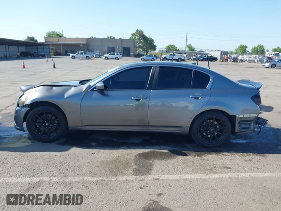 2013 Infiniti G37 Journey with VIN JN1CV6APXDM725765, listed as a IAAI auction lot 42181904 with 136,399 mi miles and . Bid and sale history available at DreamBid. Image 15.