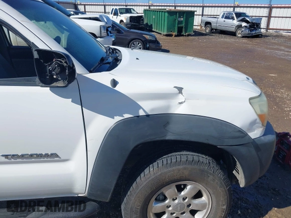 2006 Toyota Tacoma with VIN 3TMMU52N06M002199, listed as a IAAI auction lot 41622522 with 181,818 mi miles and . Bid and sale history available at DreamBid. Image 6.