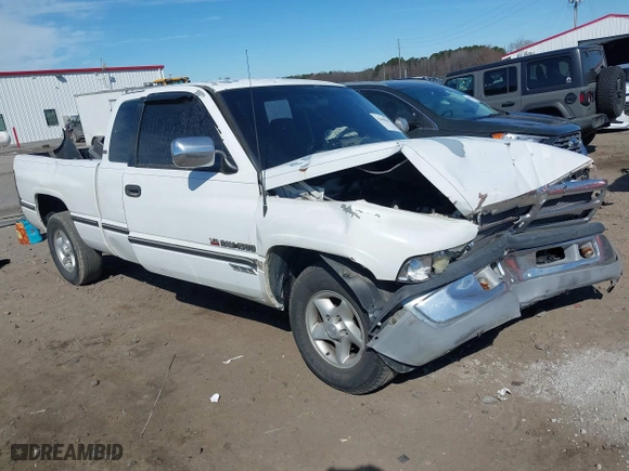 1996 Dodge Ram 1500 with VIN 1B7HC13Z3TJ119296, listed as a IAAI auction lot 41698632 with 186,256 mi miles. Bid and sale history available at carsss.com. Image 1.